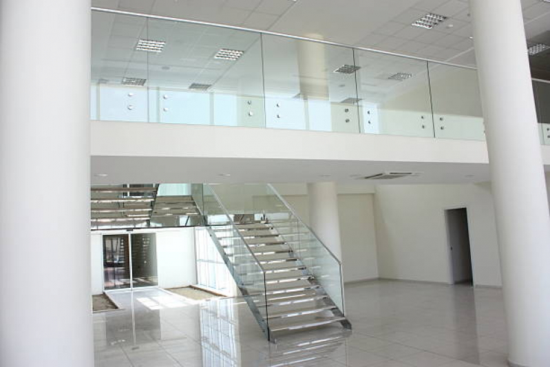 Empresa de Corrimão de Blindex Itaim Bibi - Corrimão de Vidro para Escada